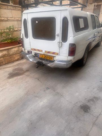 טויוטה היילקס