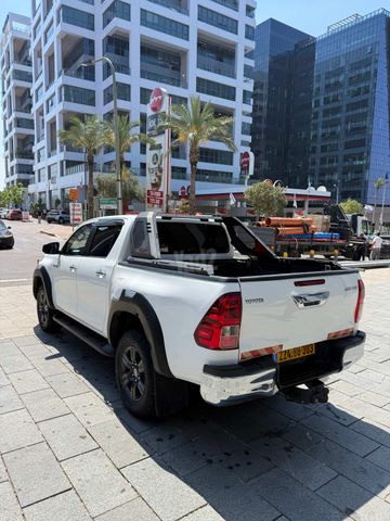 טויוטה היילקס