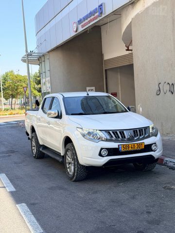 מיצובישי טרייטון / L200