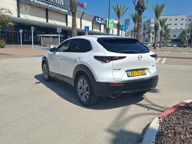 מאזדה CX-30