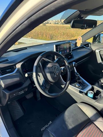 מודעת רכב טויוטה RAV4