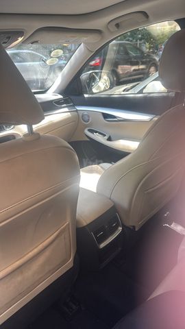 אינפיניטי QX50
