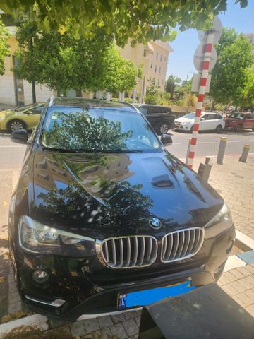 ב מ וו X3
