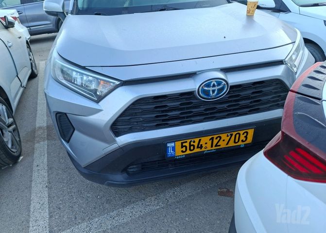 מודעת רכב טויוטה RAV4