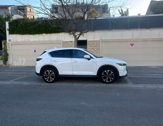 מודעת רכב מאזדה CX-5