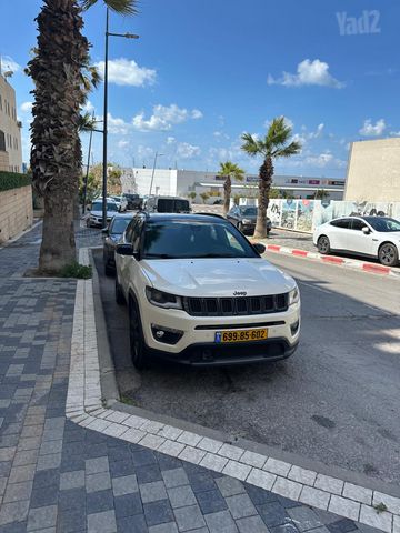 ג'יפ קומפאס