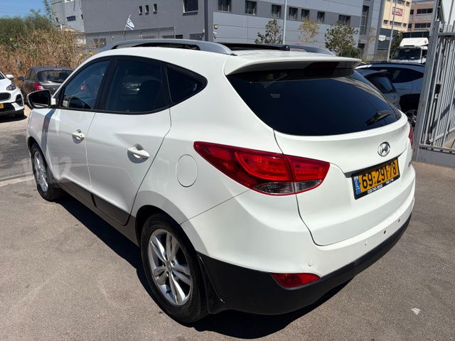 יונדאי ix35