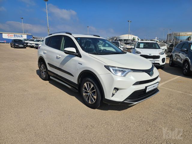 טויוטה RAV4