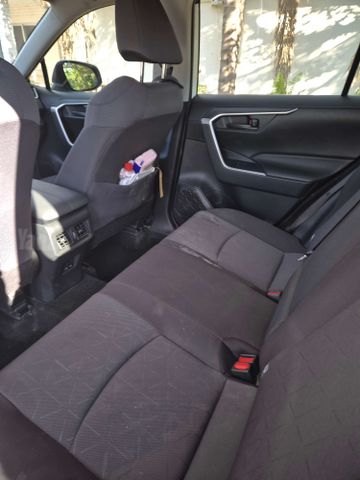 טויוטה RAV4