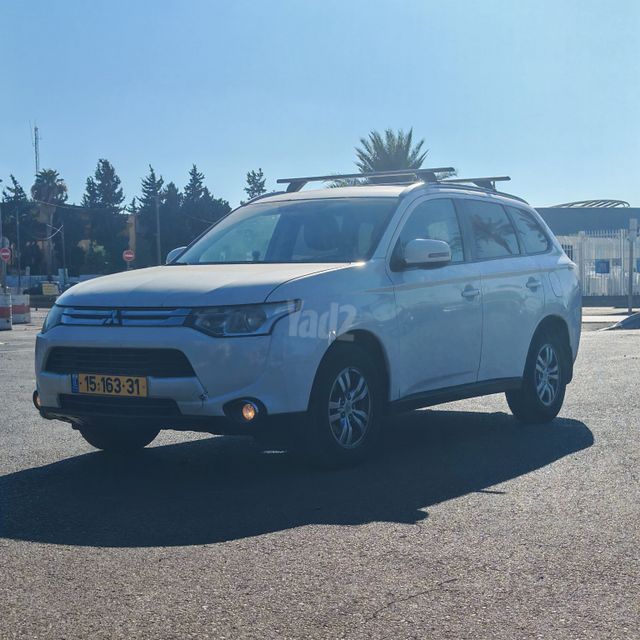מיצובישי אאוטלנדר