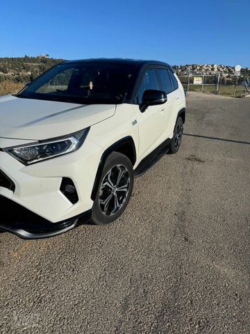 טויוטה RAV4