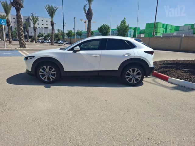 מאזדה CX-30