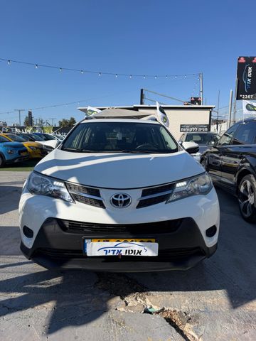 טויוטה RAV4