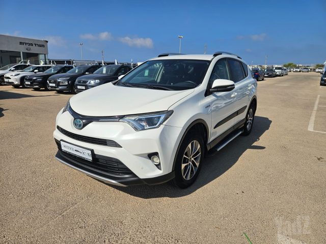 מודעת רכב טויוטה RAV4
