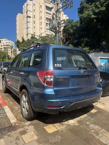 סובארו פורסטר