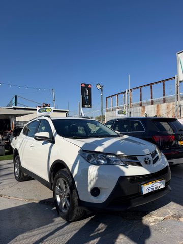טויוטה RAV4