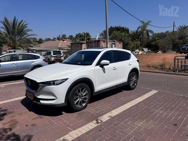 מודעת רכב מאזדה CX-5
