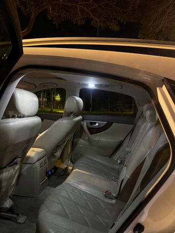 אינפיניטי QX70