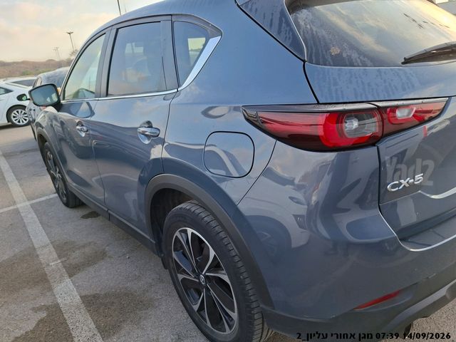 מודעת רכב מאזדה CX-5