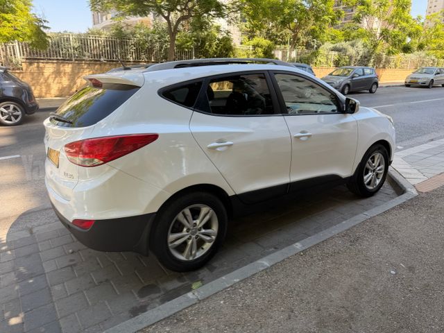 יונדאי ix35