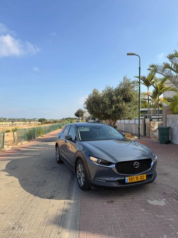 מאזדה CX-30