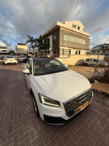 אאודי Q2