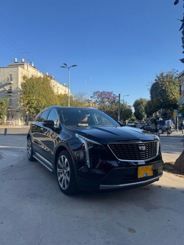 קאדילק XT4