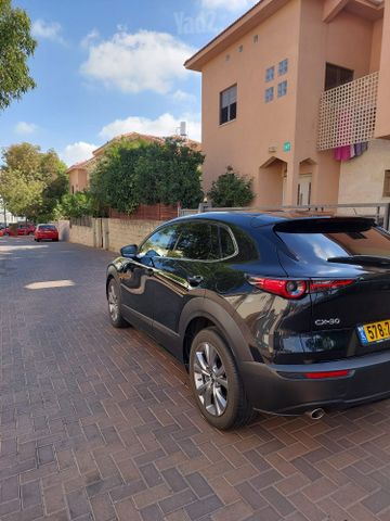 מאזדה CX-30