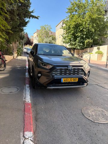 RAV4 4X2 E-Motion היברידי אוט׳ בנזין 2.5 (178 כ״ס) [2019-2026]