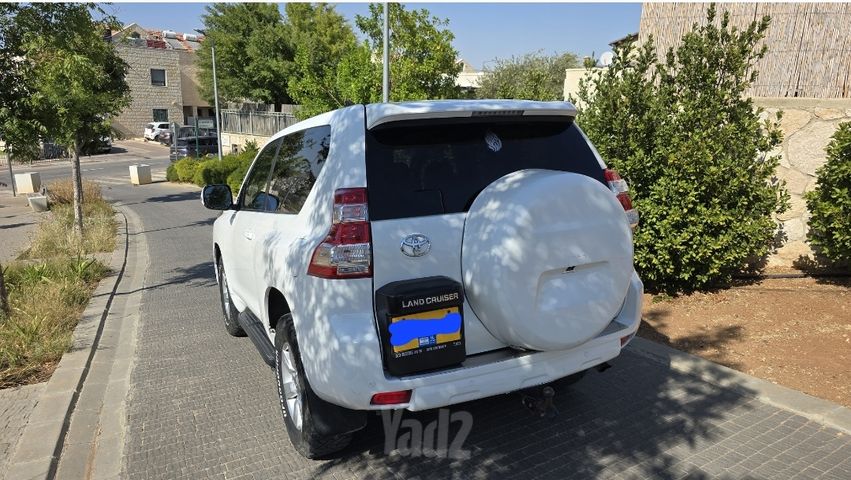 מודעת רכב טויוטה לנד קרוזר