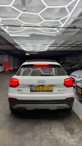 אאודי Q2