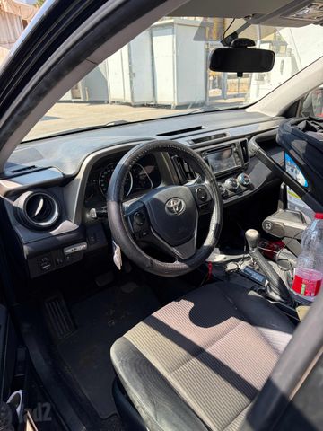 טויוטה RAV4