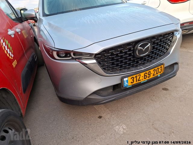 מודעת רכב מאזדה CX-5
