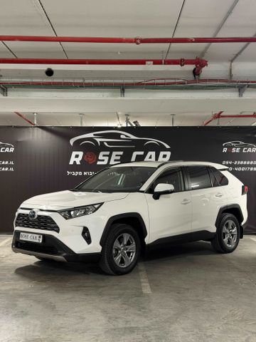 טויוטה RAV4