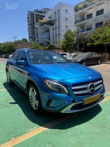 מרצדס-בנץ GLA