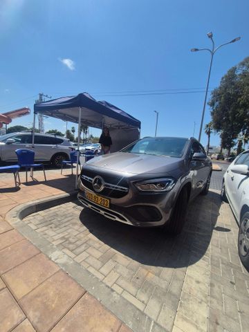 מרצדס-בנץ GLA