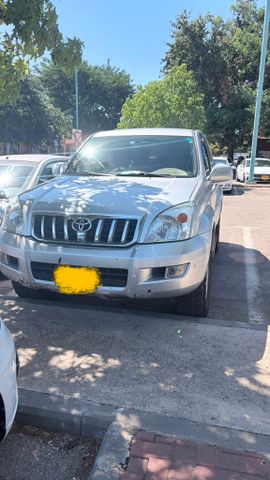 טויוטה לנד קרוזר