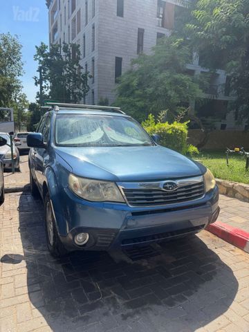 סובארו פורסטר