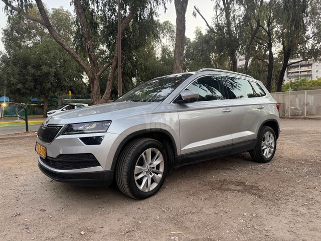 מודעת רכב סקודה קארוק