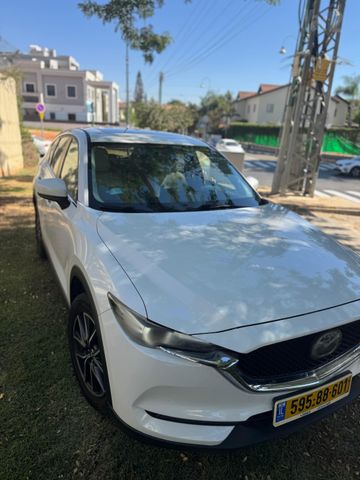 מודעת רכב מאזדה CX-5