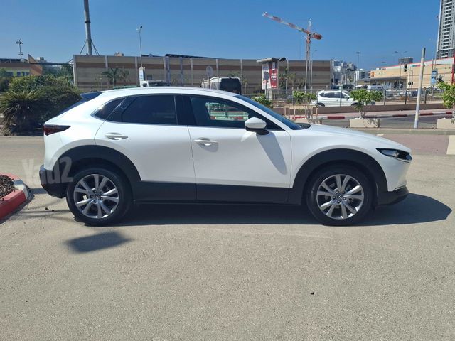 מאזדה CX-30