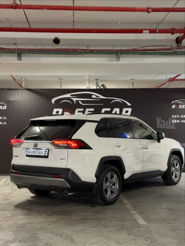 טויוטה RAV4