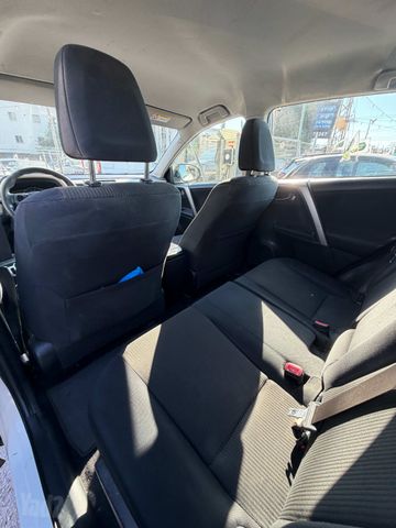 טויוטה RAV4