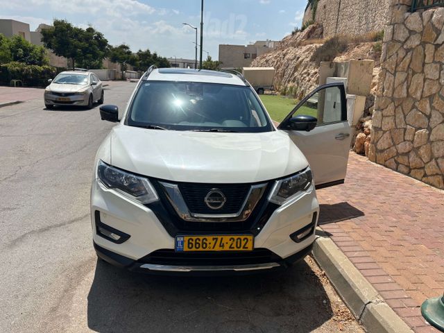 ניסאן אקס טרייל
