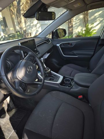 טויוטה RAV4