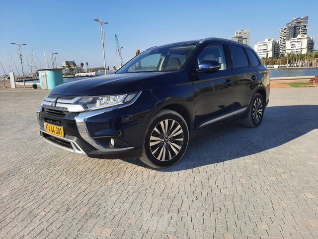 מודעת רכב מיצובישי אאוטלנדר