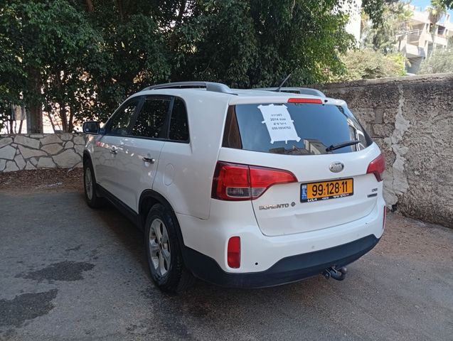 סורנטו LX אוט׳ 7 מק 2.2 (197 כ״ס)