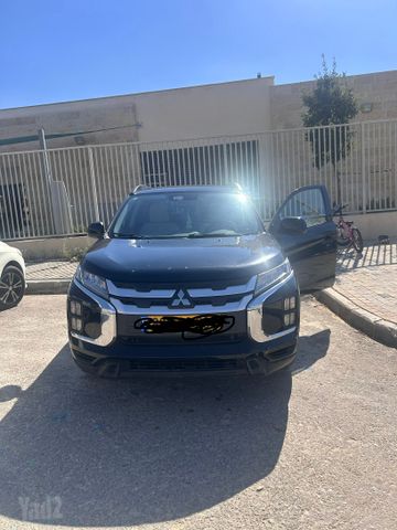 מודעת רכב מיצובישי ASX
