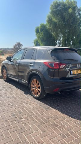 מודעת רכב מאזדה CX-5