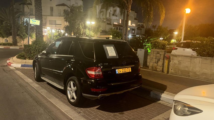 מודעת רכב מרצדס-בנץ ML